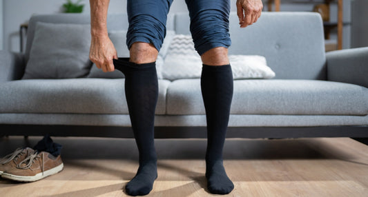 Swollen Feet While Traveling? Compression Socks to the Rescue