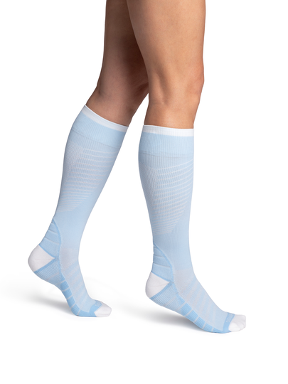 Say Goodbye to Swollen Feet: The Benefits of Compression Socks