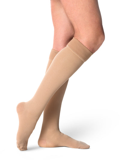 Sigvaris Women's Essential Cotton Calf with Grip-Top 20-30mmHg Women's Closed Toe