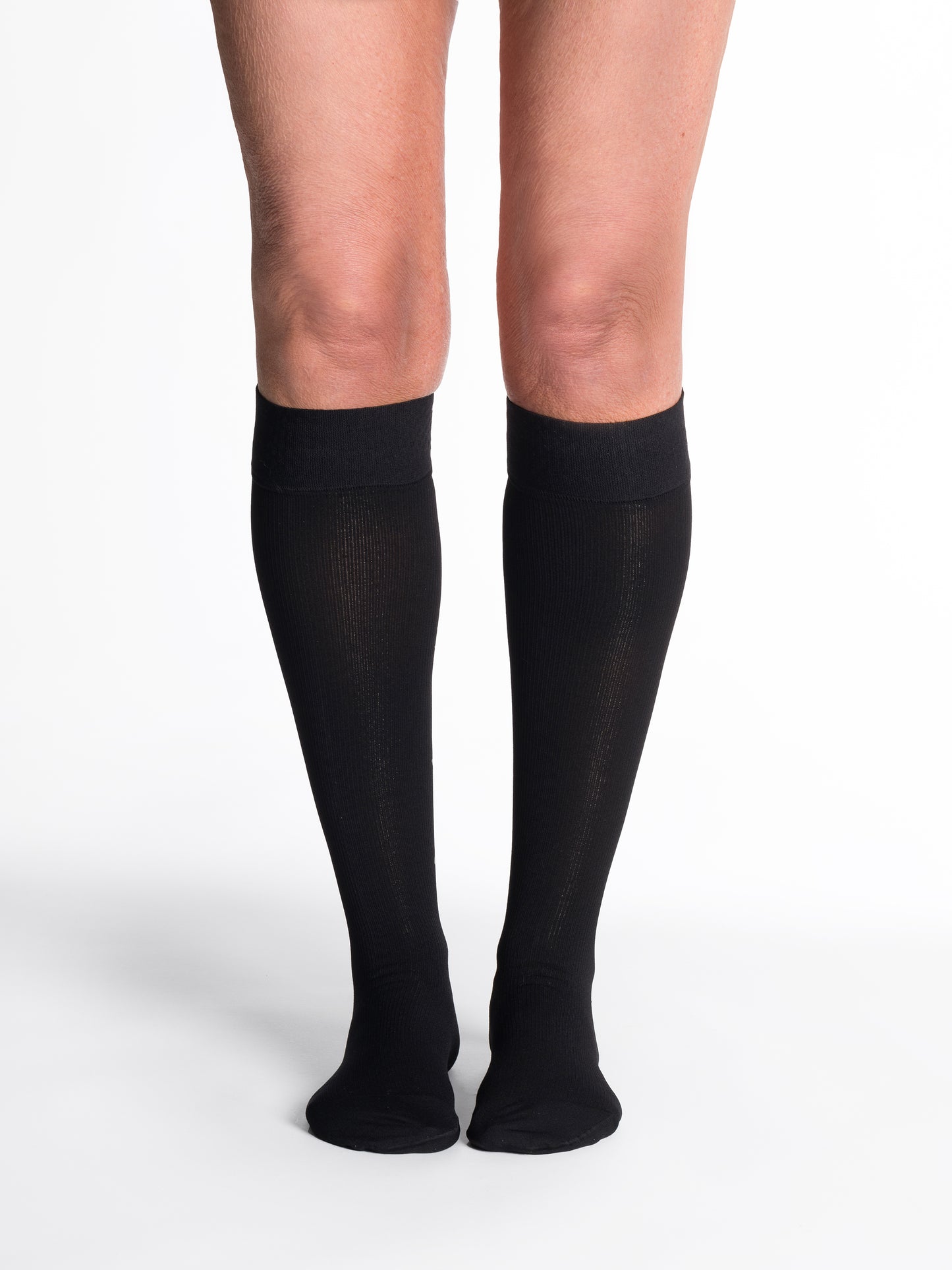 Sigvaris Women's Essential Cotton Calf with Grip-Top 20-30mmHg Women's Closed Toe