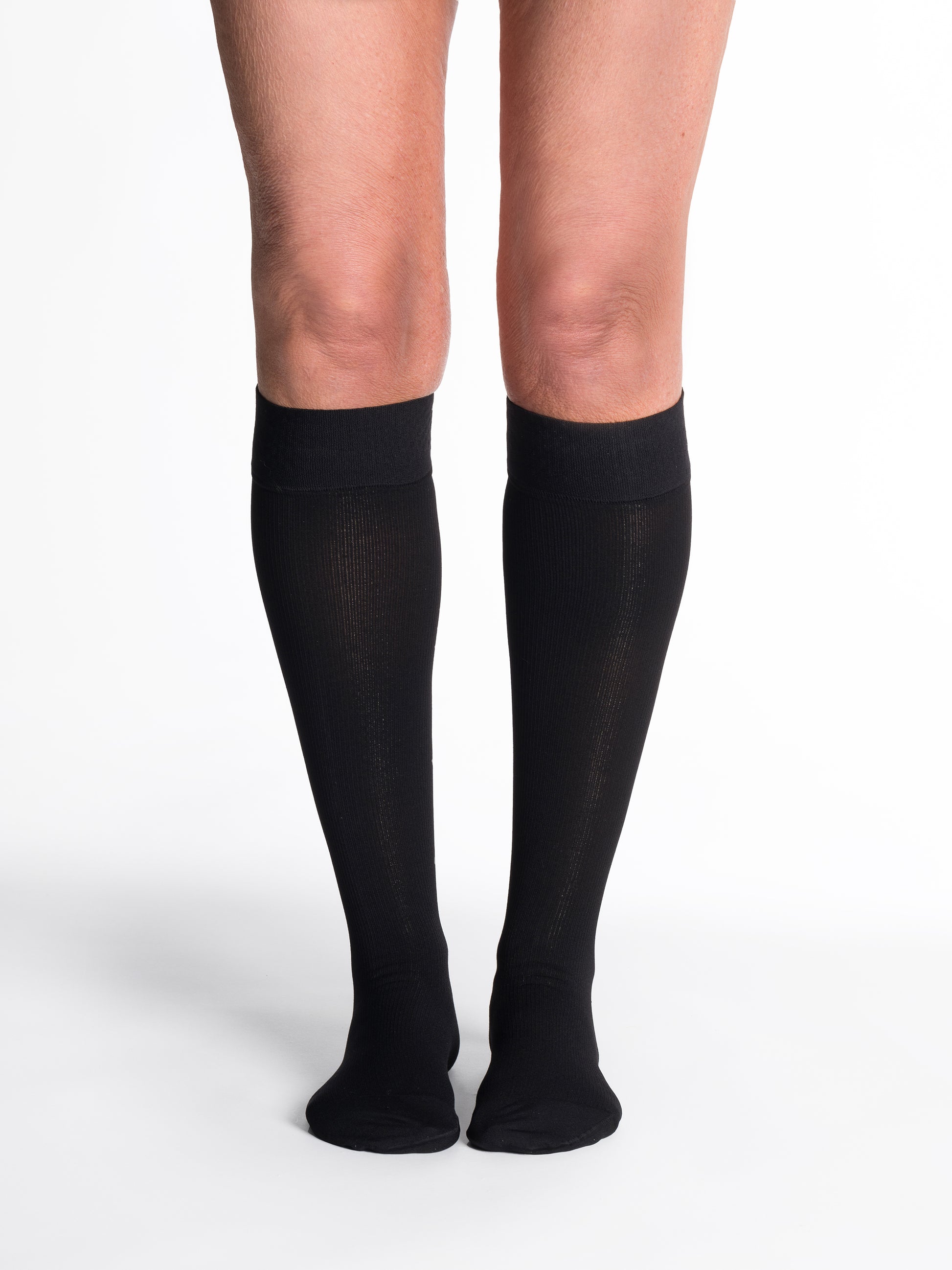 Sigvaris Women's Essential Cotton Calf with Grip-Top 30-40mmHg Women's Closed Toe