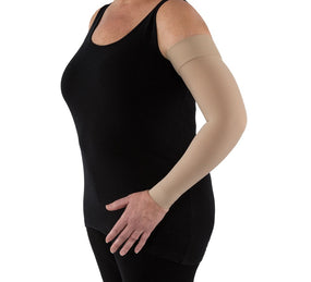 JOBST Bella Lite 15-20 mmHg JOBST® Bella™ Lite Ready-To-Wear Upper Extremity Garments provide gradient compression to assist in the management of mild to moderate lymphedema and other edemas. Garments are lightweight, attractive, and comfortable. Additionally, they are available in a wide range of sizes that were determinded after utilizing data from thousands of patients' arms and hands to ensure a proper fit for almost every patient.