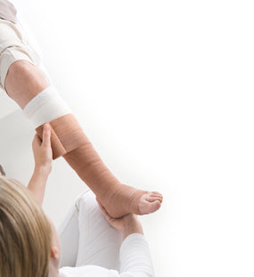 JOBST Comprifore LF 40 mmHg JOBST® Compri2, the 2-layer short stretch compression system, addresses the two key elements required to ensure successful compression therapy: correct compression level easily applied and continuous patient adherence.