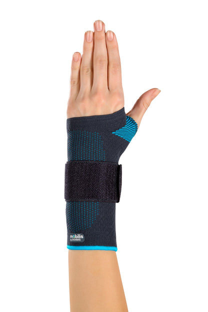Sigvaris MOBILIS ManuActive Wrist Front View